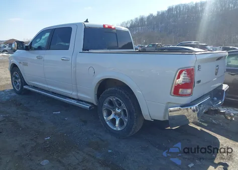 2018 Ram 1500 Laramie 4X4 6'4 Box z USA, uszkodzony, nr VIN 1C6RR7VT2JS180586